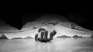 पहिरोमा आएको लेदोसहितको ढुङ्गा लागेर चालकको मृत्यु 