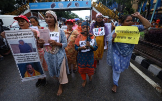 निर्मला कुर्मी हत्या प्रकरणका मुख्य अभियुक्त बादशाहलाई मन्त्री बनाएको विरोधमा पैदल मार्च 