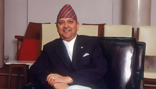 पूर्वराजा ज्ञानेन्द्र शाह भुटान भ्रमणमा जाँदै 