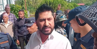 रवि लामिछानेलाई थप १० दिन हिरासतमा राख्न अदालतको अनुमति