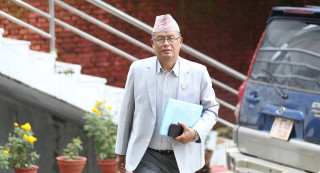 सहकारी ठगी प्रकरण : कांग्रेस उपसभापति धनराज गुरुङसँग सीआईबीले लियो बयान 