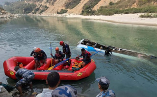रामेछाप बस दुर्घटना : मृतकको संख्या १२ पुग्यो