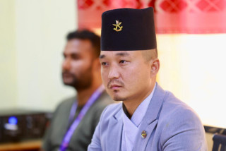 चौतर्फी आलोचनापछि राजीनामा दिन बाध्य भएका सुदन गुरुङले के भने ? 